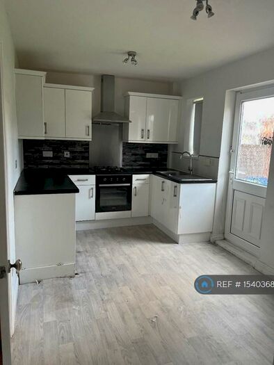 3 Bedroom Terraced House To Rent In Bloomhill Close, Doncaster, DN8