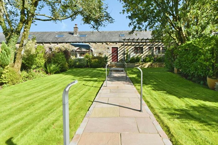 4 Bedroom Terraced House For Sale In Running Hill Lane, Dobcross, Oldham, OL3