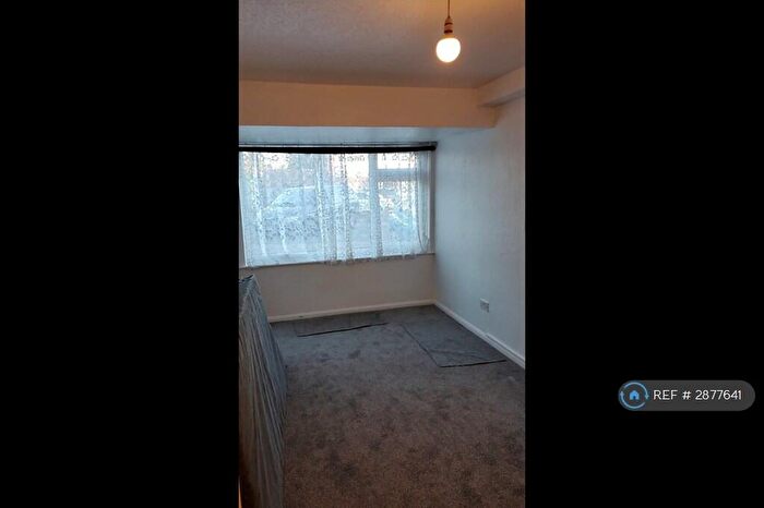 Studio To Rent In London, London, E18