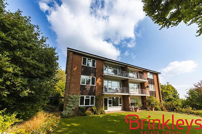 2 Bedroom Flat To Rent In Vincent Court, Denmark Avenue, London, SW19