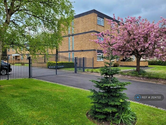 2 Bedroom Flat To Rent In Birch Close, Harborne, Birmingham, B17