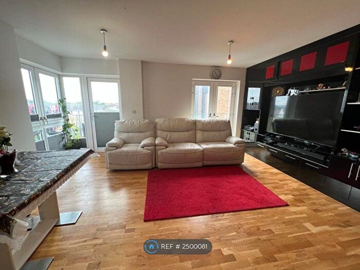 2 Bedroom Flat To Rent In Chelsea Lodge, West Drayton, UB7