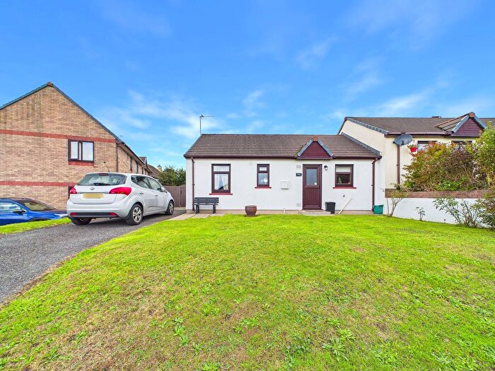 2 Bedroom Property For Sale In Oakfield Drive, Kilgetty, SA68