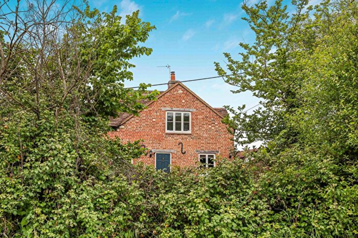 2 Bedroom Semi-Detached House For Sale In Denton Hill, Cuddesdon, OX44