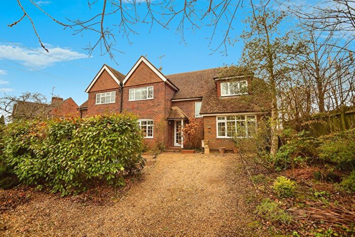 5 Bedroom Semi-Detached House For Sale In Shoreham Lane, St. Michaels, Tenterden, TN30