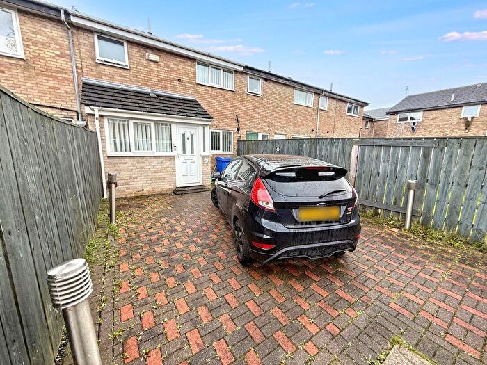 3 Bedroom Terraced House For Sale In Avebury Place, Cramlington, NE23