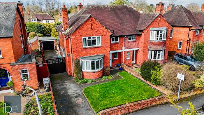 3 Bedroom Property For Sale In Falstone Avenue, Newark, NG24