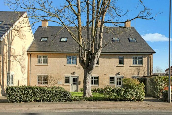 2 Bedroom Apartment To Rent In High Street, Trumpington, Cambridge, CB2