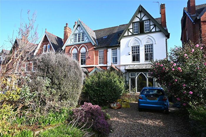 5 Bedroom Semi Detached House For Sale In School Road, Moseley, Birmingham, B13