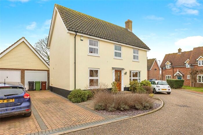 3 Bedroom Detached House For Sale In Muir Drive, Hingham, Norwich, Norfolk, NR9