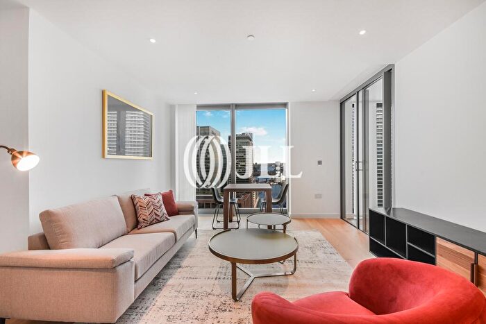 1 Bedroom Flat To Rent In Landmark Pinnacle, Marsh Wall, E14