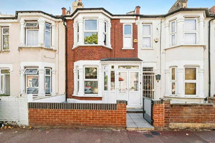 4 Bedroom Terraced House For Sale In Northfield Road, East Ham, London, E6
