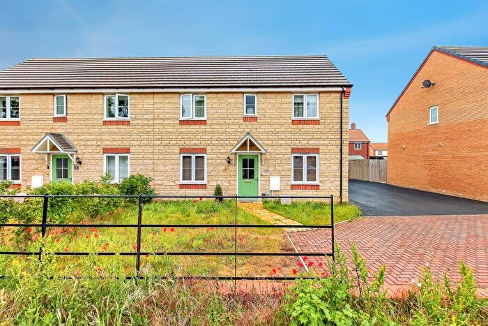3 Bedroom Semi-Detached House For Sale In St. Marys Avenue, Wittering, Peterborough, PE8