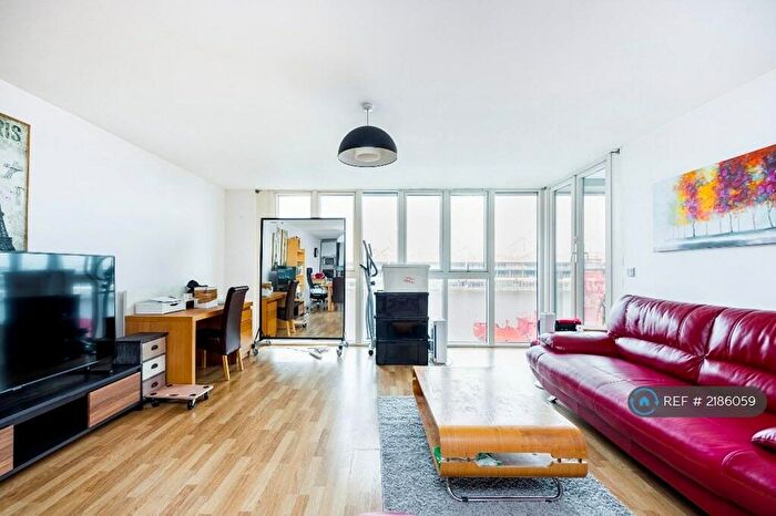 2 Bedroom Flat To Rent In Eastern Quay Apartments, London, E16