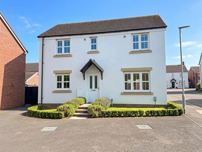 3 Bedroom Property For Sale In Primrose Avenue, Clehonger, Hereford, HR2