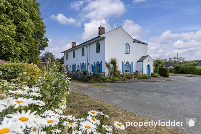 4 Bedroom Cottage For Sale In Church Close, Horstead, NR12