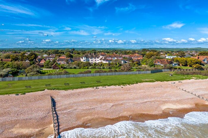 3 Bedroom Apartment For Sale In Fosters Close, East Preston, Littlehampton, West Sussex, BN16