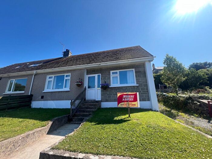 3 Bedroom Bungalow For Sale In Aberarth, Aberaeron, SA46