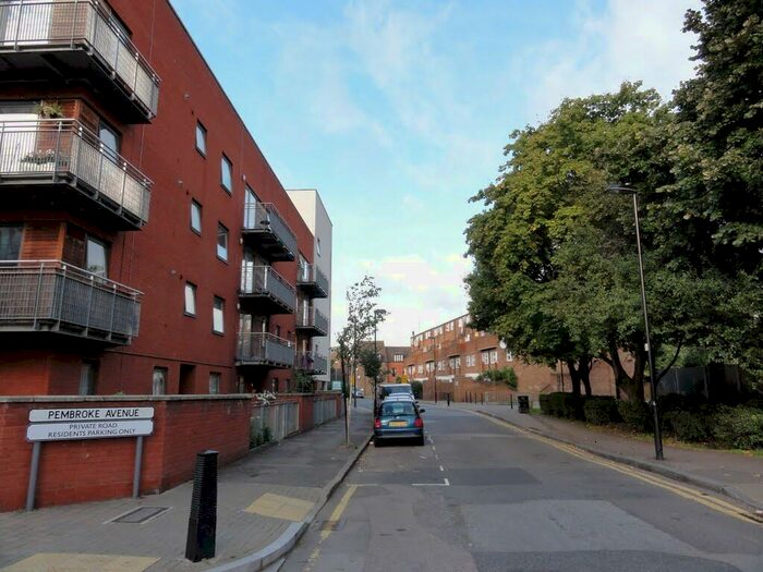 2 Bedroom Apartment To Rent In Bingfield Street, London, London, N1