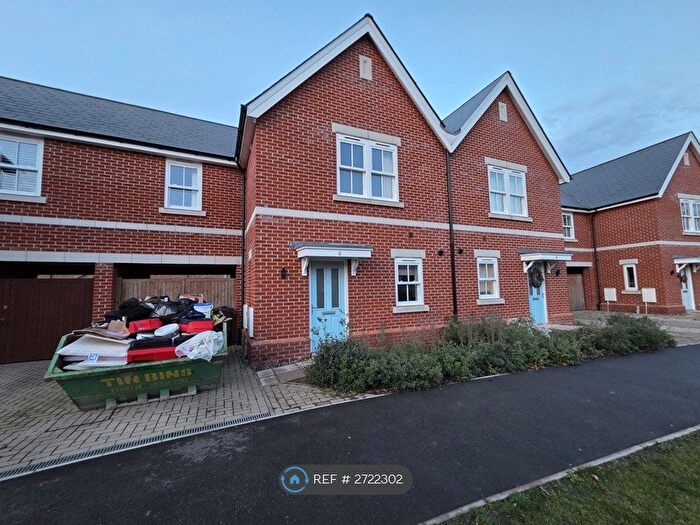 3 Bedroom Semi Detached House To Rent In Maigold Avenue, Colchester, CO4