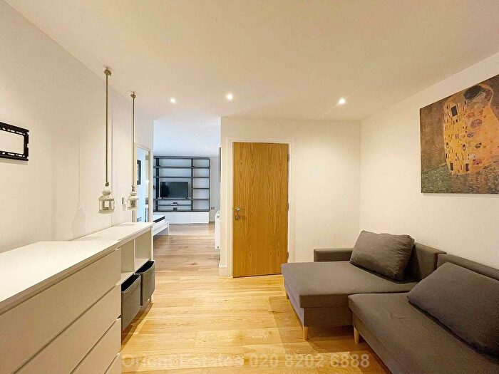 Studio To Rent In Grove Park Silver Works, London, NW9