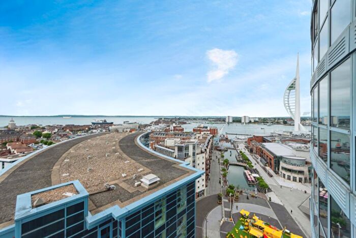 2 Bedroom Flat For Sale In Gunwharf Quays, Portsmouth, Hampshire, PO1