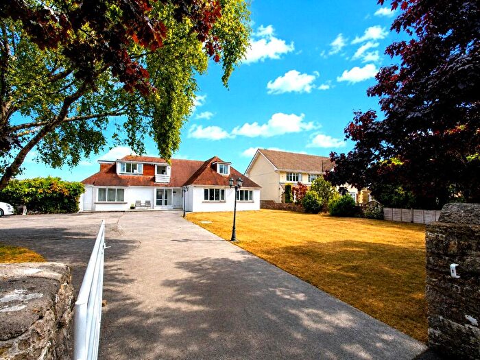 4 Bedroom Detached House For Sale In Newton Nottage Road, Porthcawl, CF36