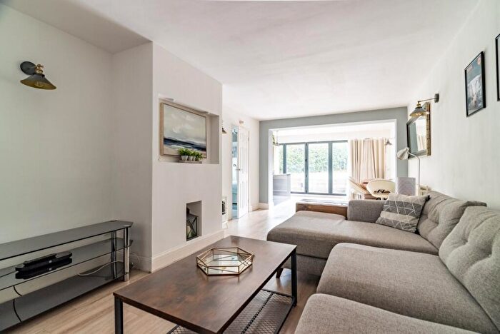 2 Bedroom Apartment For Sale In Sportsmans Hall, Cottonmill Lane, St. Albans, Hertfordshire, AL1