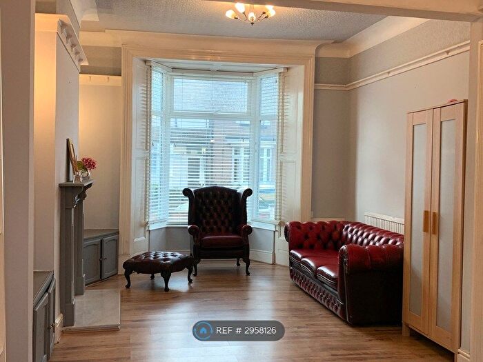 4 Bedroom End Terrace House To Rent In St. Helens Avenue, Swansea, SA1