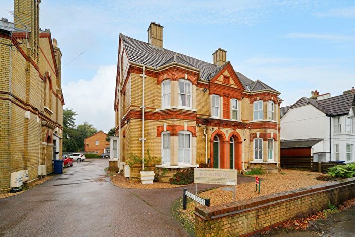 1 Bedroom Flat To Rent In Brampton Road, Huntingdon, PE29