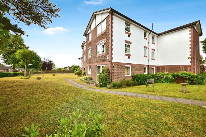 1 Bedroom Apartment For Sale In Barden Court, Maidstone, ME14