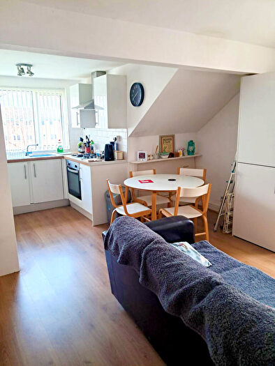 1 Bedroom Flat To Rent In Moorfield Road, Manchester, M20
