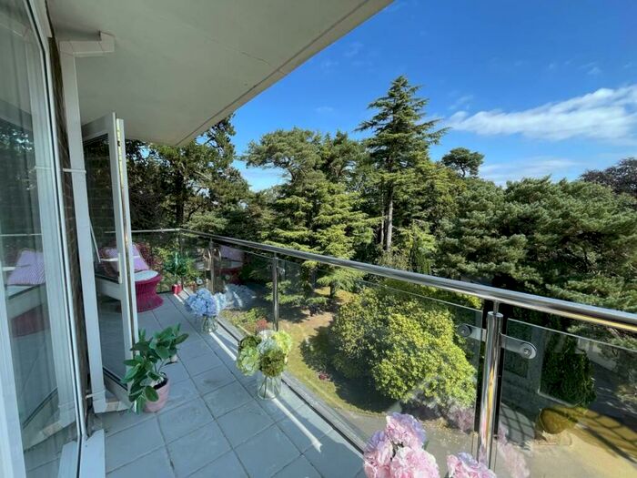2 Bedroom Apartment To Rent In Wilderton Road, Branksome Park, BH13