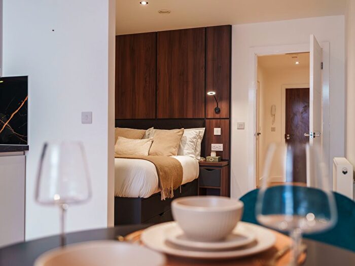 Studio To Rent In Apt, Butts Court #, LS1