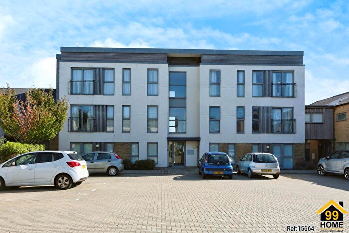 2 Bedroom Apartment For Sale In Rowan Close, Gosport, PO13