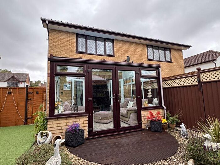 3 Bedroom Semi-Detached House For Sale In Woodlands Drive, Sandford, Wareham, BH20
