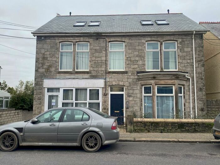 1 Bedroom Flat To Rent In St Austell, PL25
