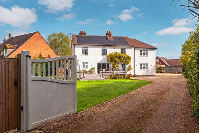 4 Bedroom Detached House For Sale In Kennylands Road, Sonning Common, South Oxfordshire, RG4
