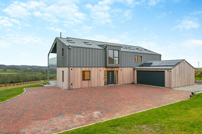 5 Bedroom Detached House For Sale In Spreyton, Crediton, EX17