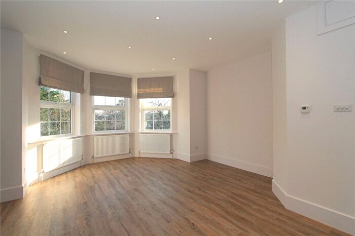 2 Bedroom Flat To Rent In Gunnersbury Avenue, London, W5