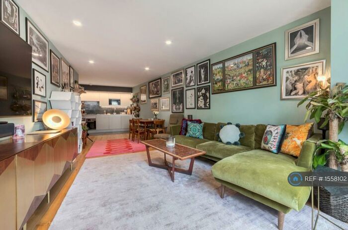 2 Bedroom Flat To Rent In London, London, E8