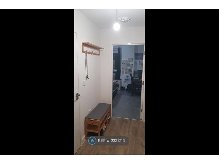1 Bedroom Flat To Rent In Halley House, London, NW9