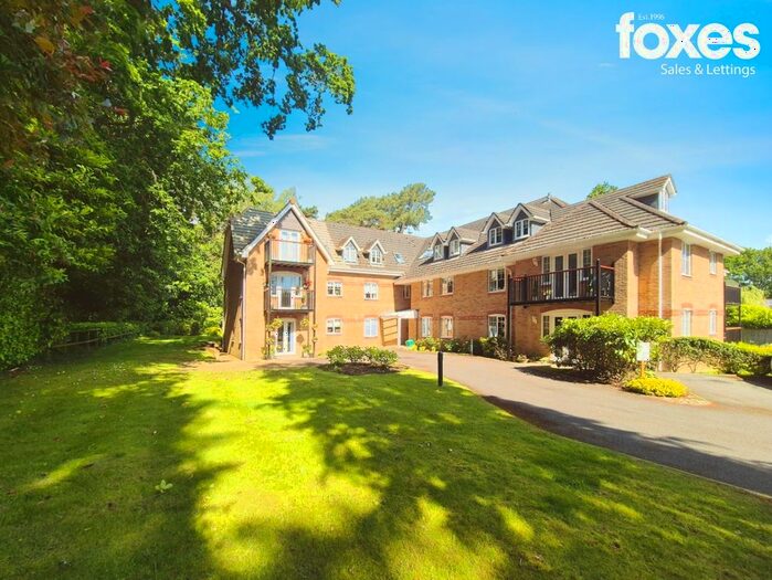 2 Bedroom Flat To Rent In Wentworth Grange, West Moors Road, Ferndown, Dorset, BH22