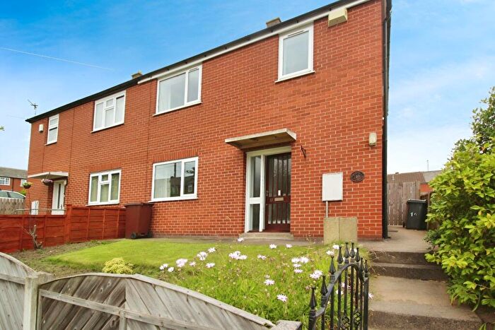 3 Bedroom Semi-Detached House To Rent In Hansby Avenue, Leeds, West Yorkshire, LS14