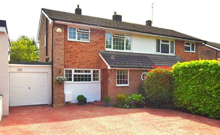 3 Bedroom Semi Detached House For Sale In Gilmour Rise, Billericay, CM12