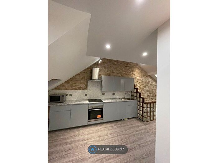 1 Bedroom Flat To Rent In Deerbrook Road, London, SE24