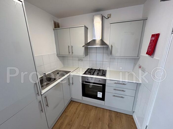 1 Bedroom Property To Rent In Lawrence Avenue, London, E12