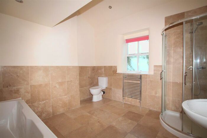 2 Bedroom Cottage To Rent In The Fold, Haworth, Keighley, BD22