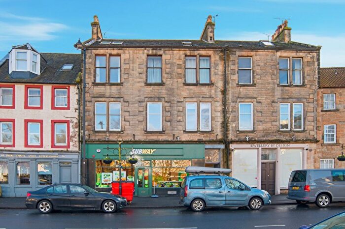 1 Bedroom Flat To Rent In High Street, Linlithgow, EH49