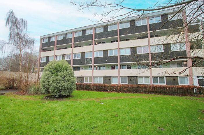 3 Bedroom Flat To Rent In Mount Pleasant, Broadwater Road, Romsey, SO51